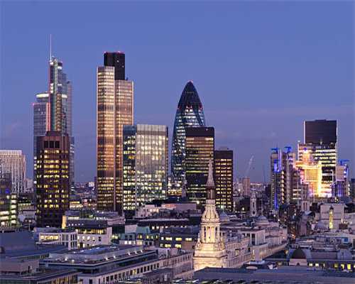 Andrej Karpathy 爆火演讲刷屏技术圈：AI 开启软件 3.0，重写一切的时代来了！